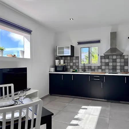 Apartment 7 Moons C Solo Adultos *